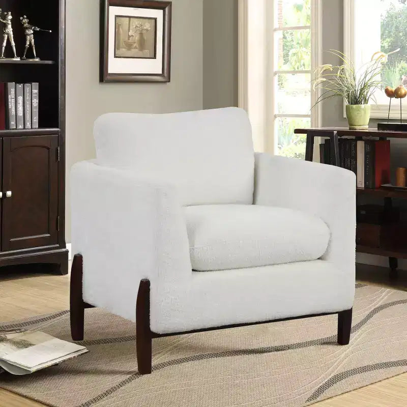 Fauteuil d'appoint rembourré Mid-Century, Polaire crème à poils longs, Pieds finition noyer