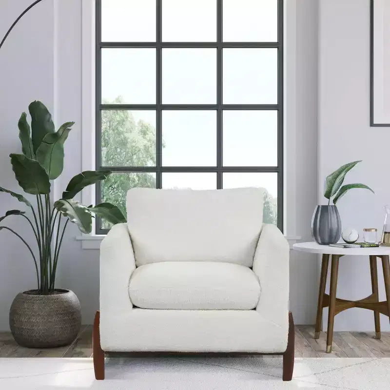 Fauteuil d'appoint rembourré Mid-Century, Polaire crème à poils longs, Pieds finition noyer